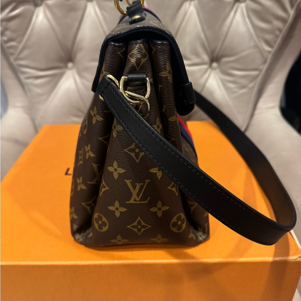 Louis Vuitton Monogram Tote with Red and Blue Stripe - Picture 14 of 16